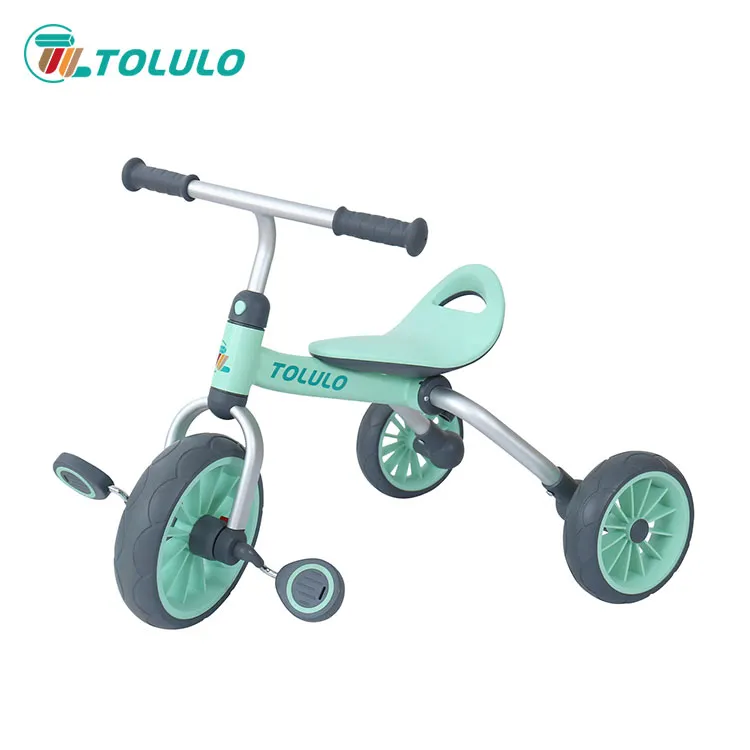Qual è una buona età per ottenere un triciclo per bambini?