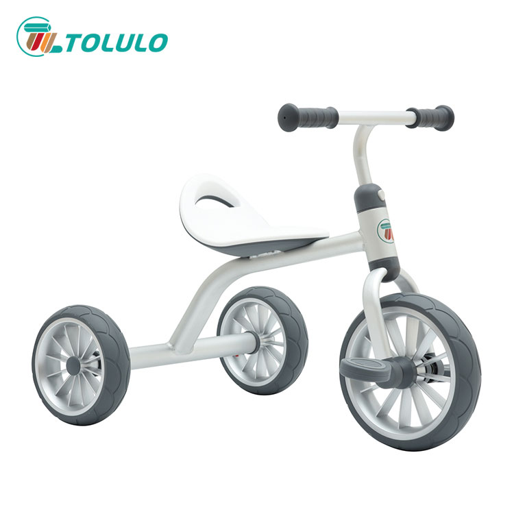 Bambino Triciclo